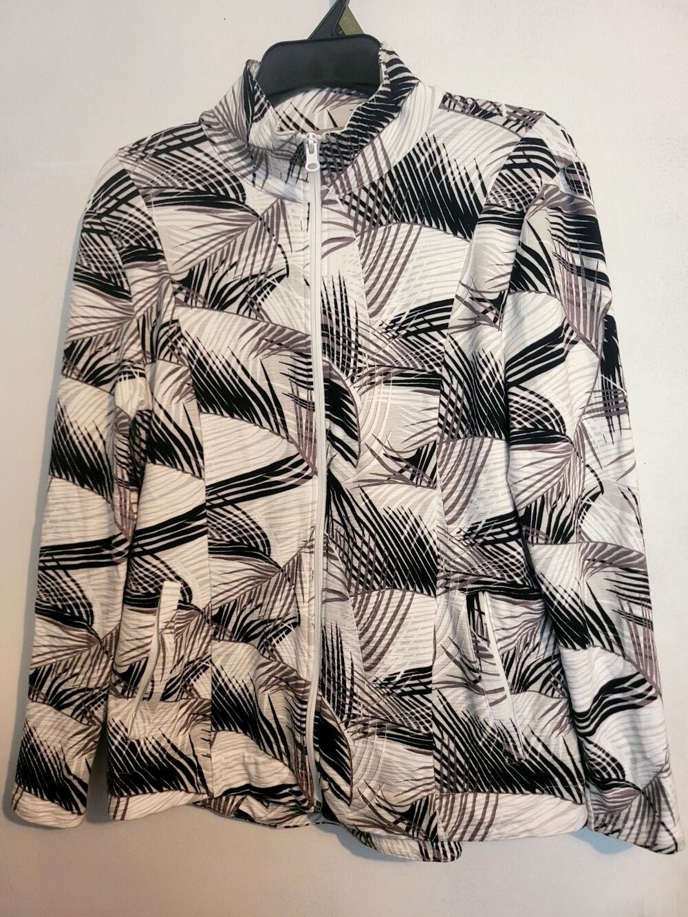 T By Talbots Full Zip Palm Leaf Print Women’s M Jacket Pockets| Resortwear UPF50